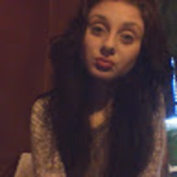 Meet your Posher, Brianna - Picture 1 of 1